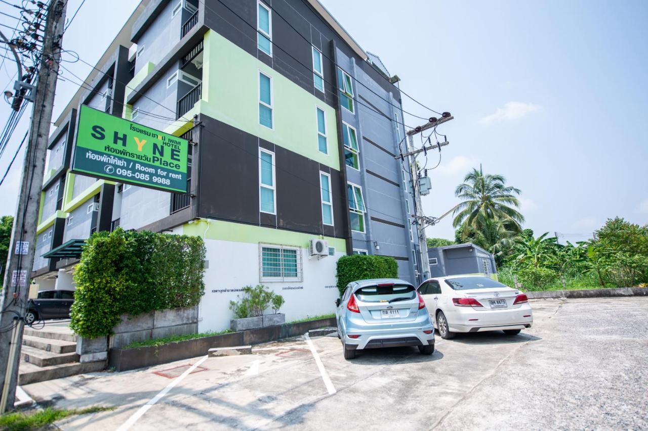 Shyne Place Phuket Exterior photo